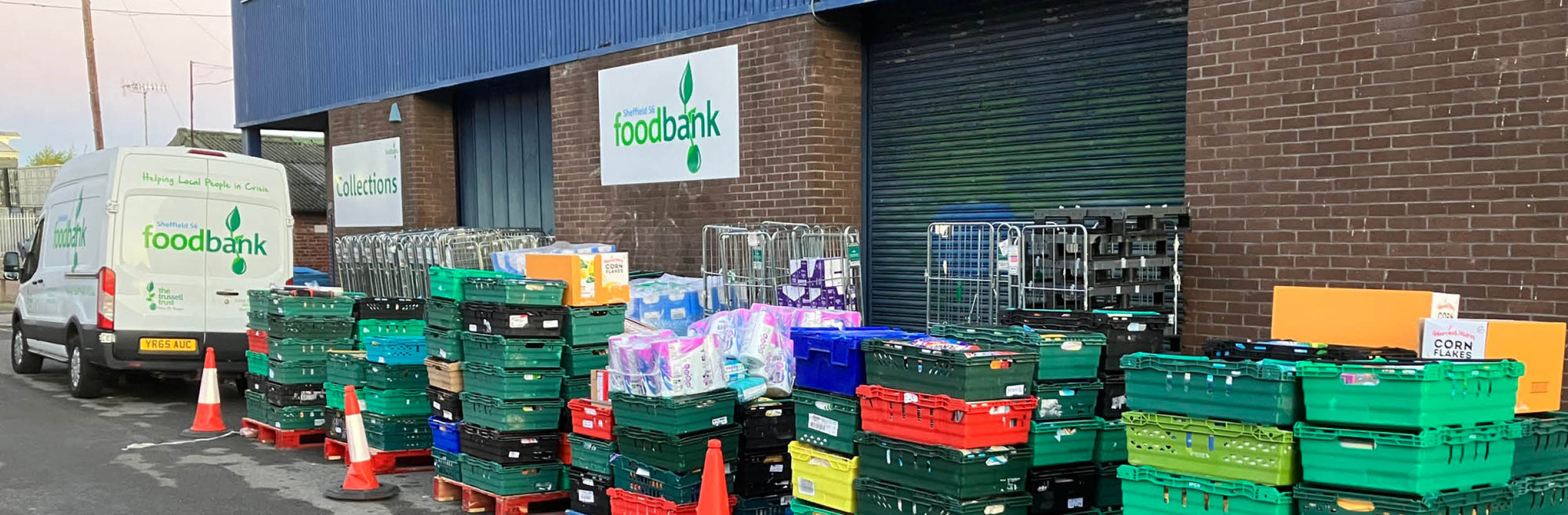 Image of the outside of S6 food bank