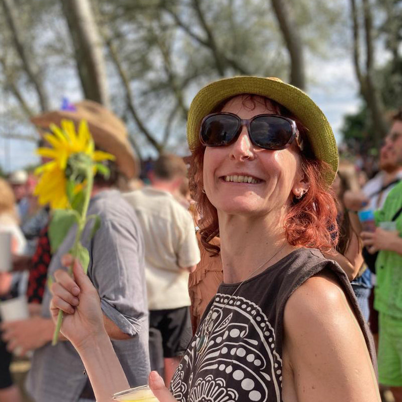 Volunteer Spotlight - Lindsay